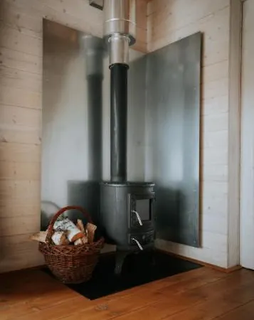 مكان تخييم Glamping Mini-domek Na Paloucku Chyňava